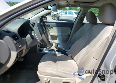 2010 Mercury Milan из США, поврежденный, VIN 3MEHM0HA7AR632983